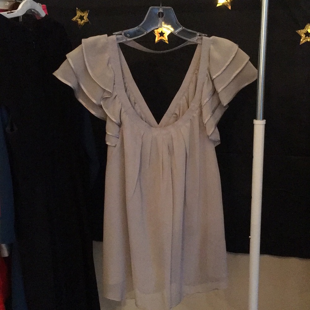 Sold: Banana Republic silk top
